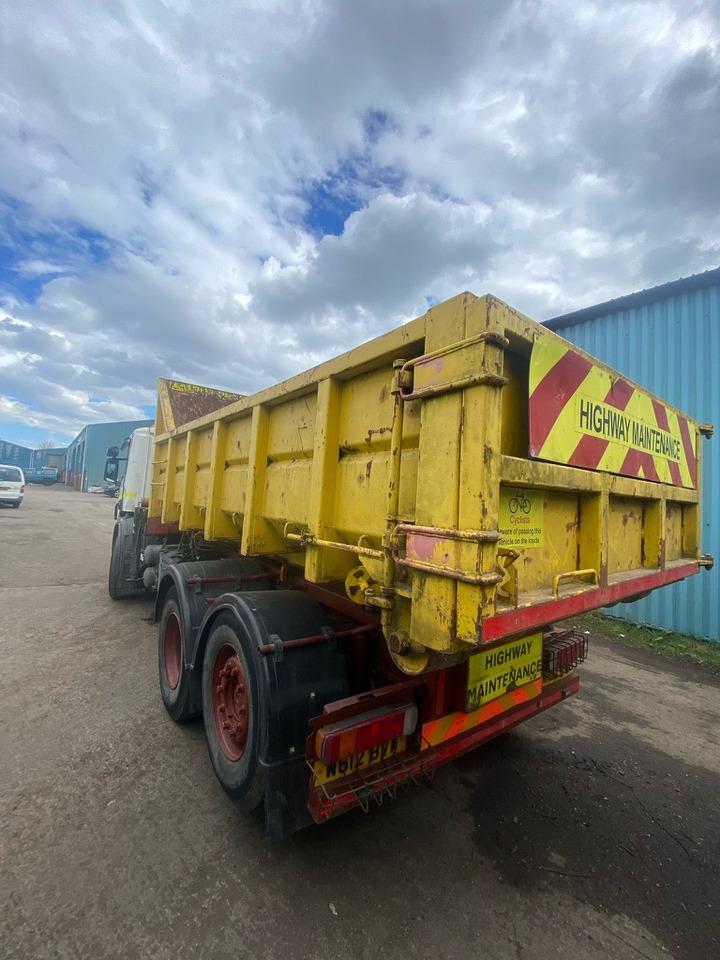 Scania 94D 260 6x2 Rigid - Самосвал: фото 3 Scania 94D 260 6x2 Rigid - Самосвал: фото 3