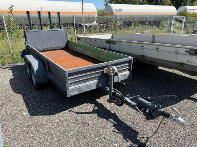 Auwaerter Baumaschinenanhänger 3420 x 1480 x 400 mm, 2,7 to. ZG - Прицеп для легкового автомобиля: фото 1 Auwaerter Baumaschinenanhänger 3420 x 1480 x 400 mm, 2,7 to. ZG - Прицеп для легкового автомобиля: фото 1