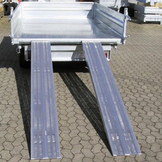 Brenderup 3-Seitenkipper, TT3500, 3,5 to. H+E-Pumpe,307x179x35cm - Самосвальный прицеп: фото 4 Brenderup 3-Seitenkipper, TT3500, 3,5 to. H+E-Pumpe,307x179x35cm - Самосвальный прицеп: фото 4