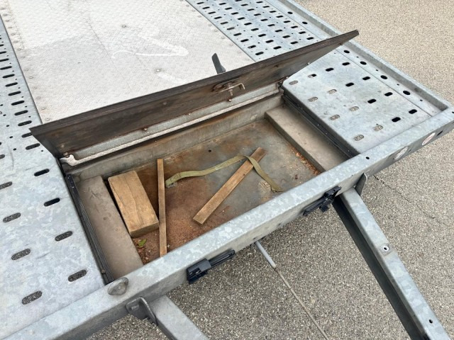 Brian James A4 Transporter, 125-2424, 5000 x 2000 mm, 3,0 to. - Прицеп-автовоз: фото 5 Brian James A4 Transporter, 125-2424, 5000 x 2000 mm, 3,0 to. - Прицеп-автовоз: фото 5