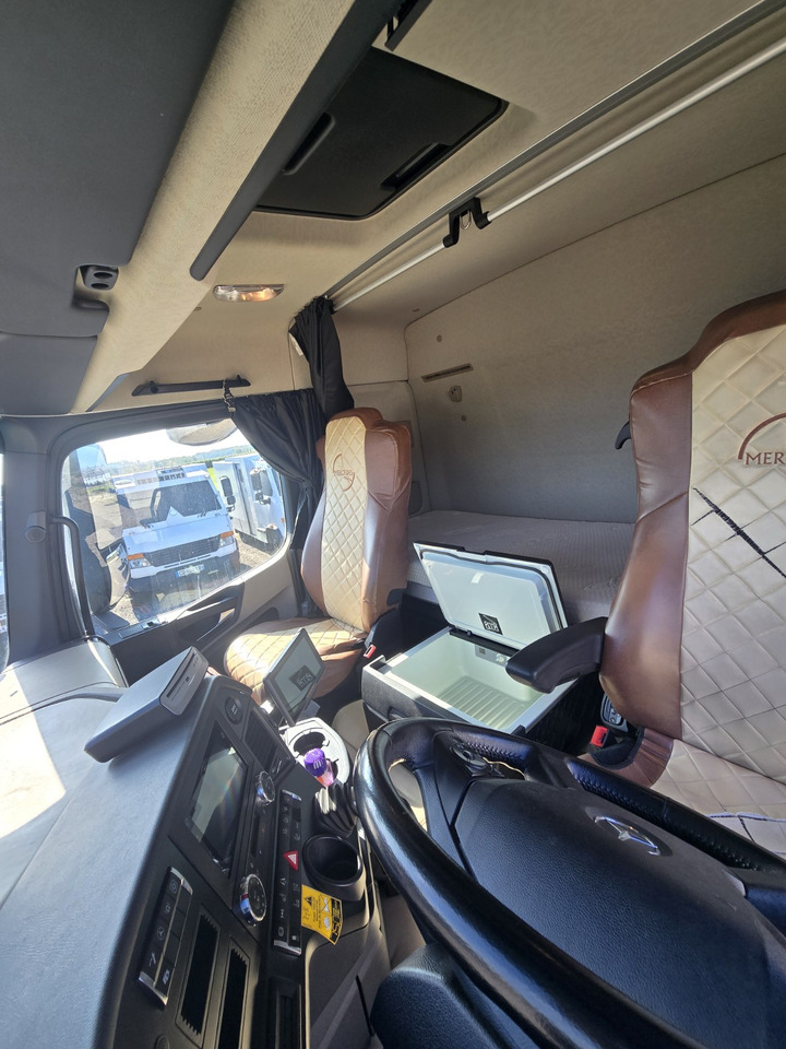 Автовоз MERCEDES-BENZ 2353: фото 7 Автовоз MERCEDES-BENZ 2353: фото 7