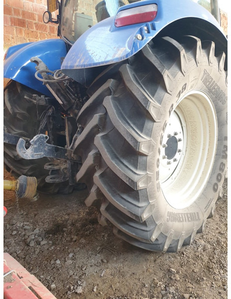 New Holland T 6.175 - Трактор: фото 2 New Holland T 6.175 - Трактор: фото 2