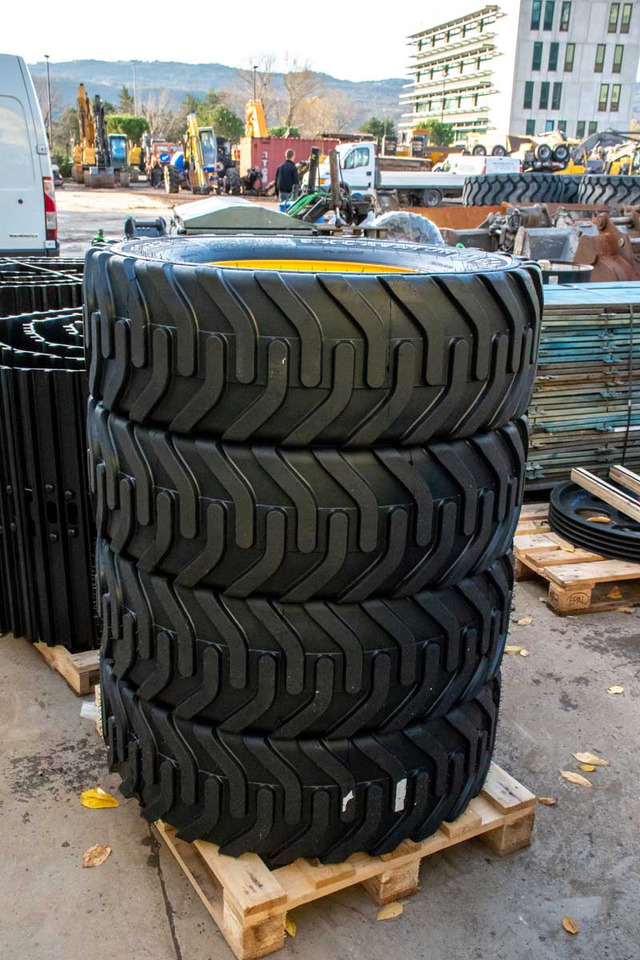 Bandenmarkt 315/70R22.5 - Колесо для Экскаваторов: фото 2 Bandenmarkt 315/70R22.5 - Колесо для Экскаваторов: фото 2