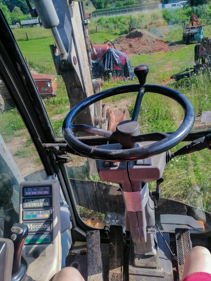 MECALAC 14 MXT - Колёсный экскаватор: фото 3 MECALAC 14 MXT - Колёсный экскаватор: фото 3