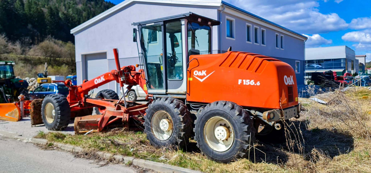 O&K F156.6 - Грейдер: фото 2 O&K F156.6 - Грейдер: фото 2