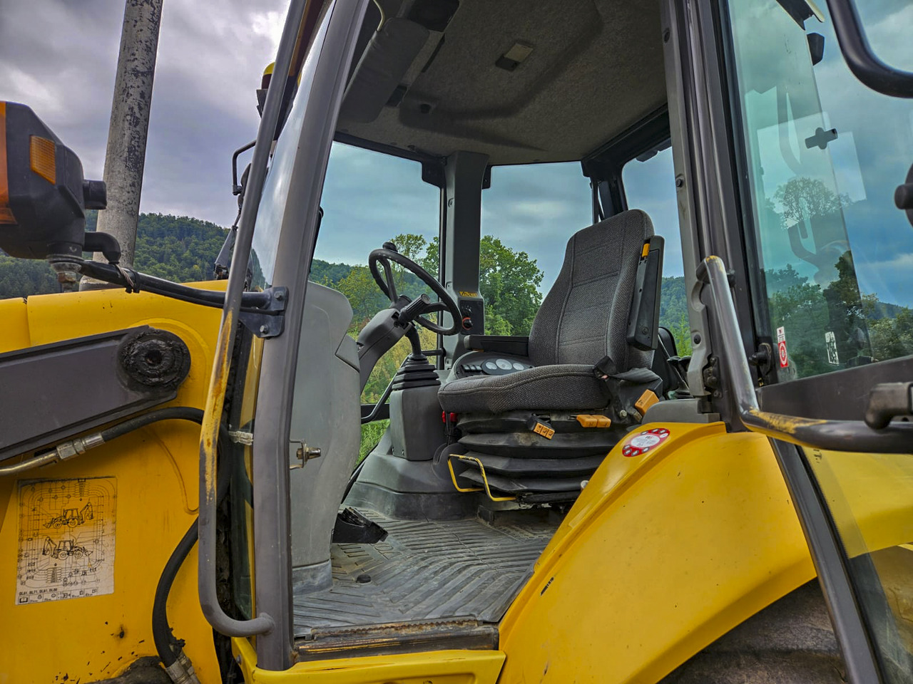 Экскаватор-погрузчик VOLVO BL71: фото 7