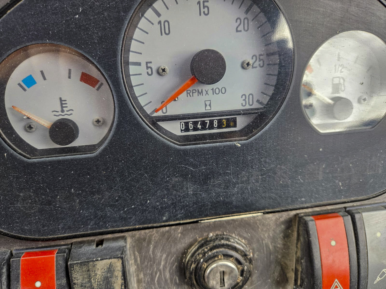 Экскаватор-погрузчик VOLVO BL71: фото 11