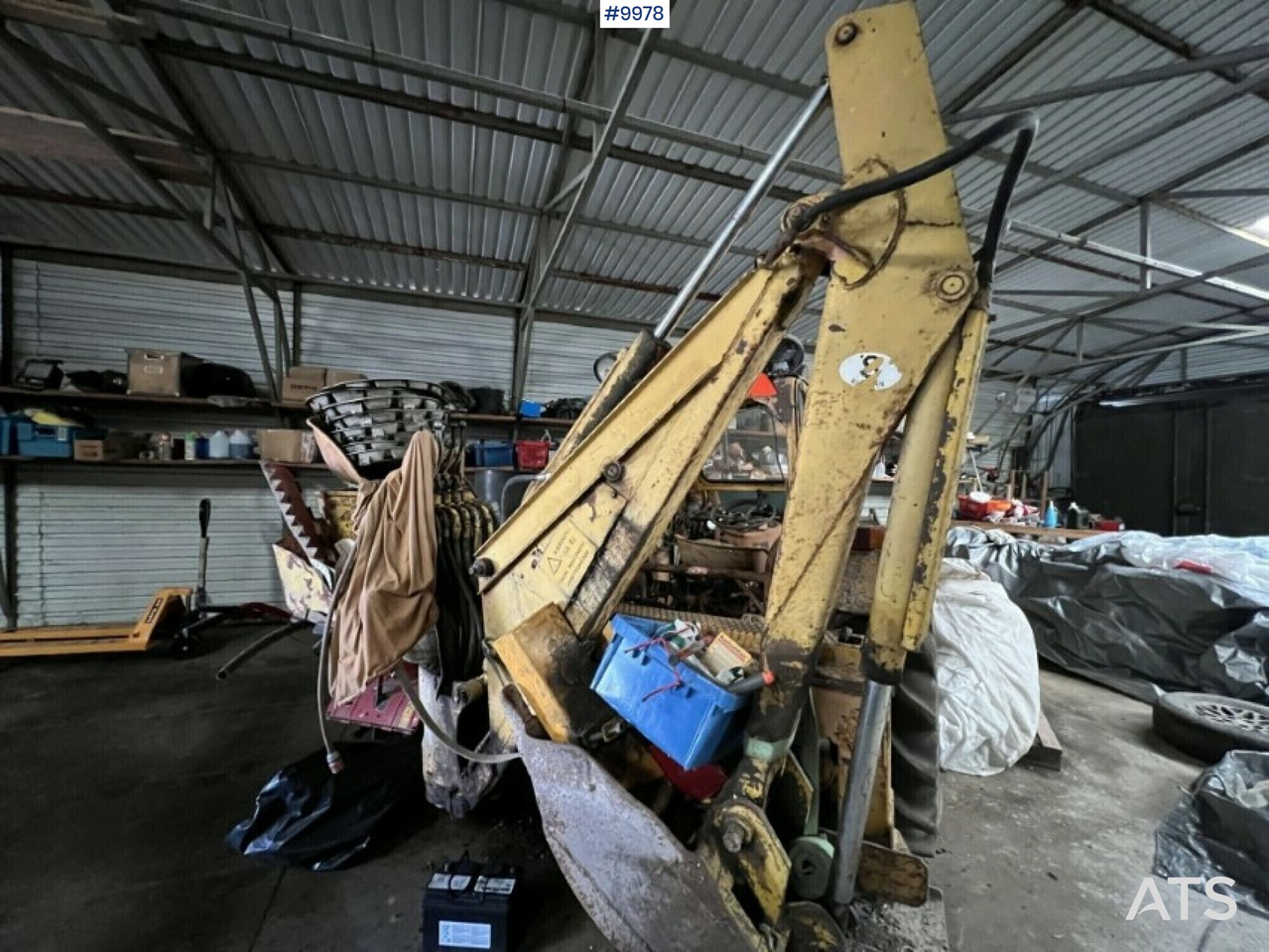 Backhoe loader- MASSEY-FERGUSON 203 - Трактор: фото 5 Backhoe loader- MASSEY-FERGUSON 203 - Трактор: фото 5