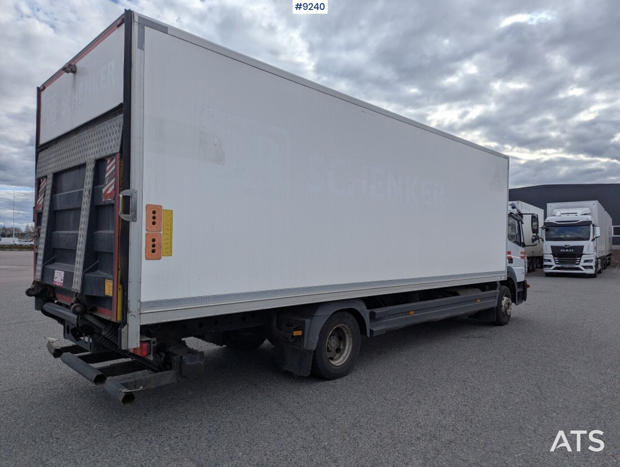 Box Truck Mercedes-Benz Atego with tail lift (VIDEO) - Грузовик с закрытым кузовом: фото 4 Box Truck Mercedes-Benz Atego with tail lift (VIDEO) - Грузовик с закрытым кузовом: фото 4