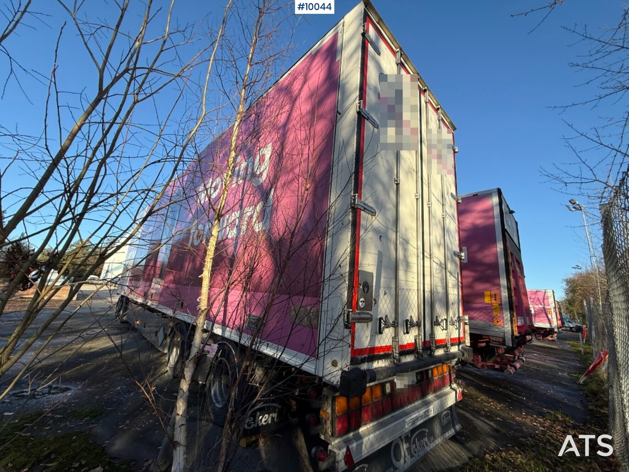 Ekeri S8-D cabinet trailer with opening side - Прицеп-фургон: фото 3 Ekeri S8-D cabinet trailer with opening side - Прицеп-фургон: фото 3