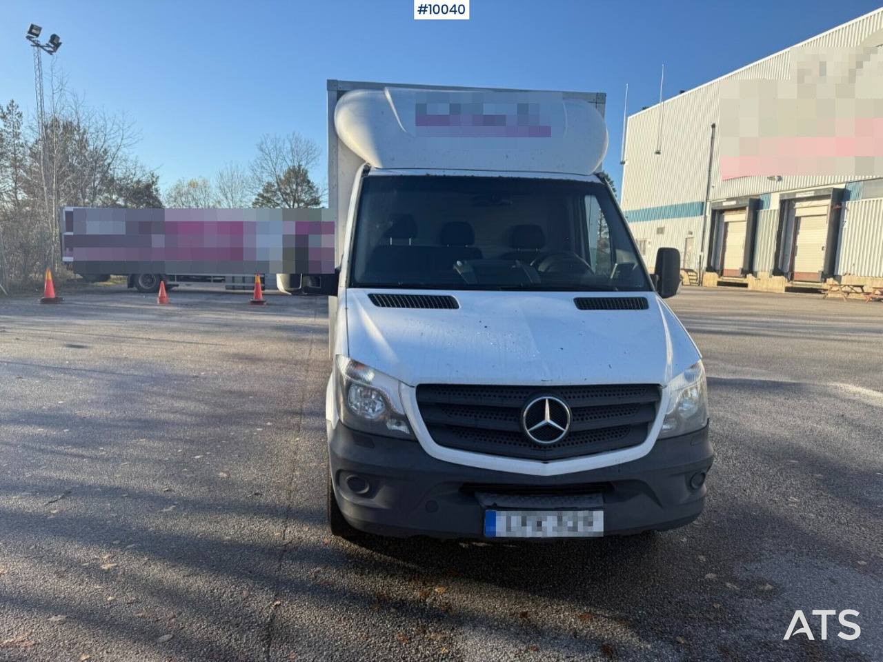 Фургон с закрытым кузовом Mercedes Benz Sprinter with tail lift: фото 8 Фургон с закрытым кузовом Mercedes Benz Sprinter with tail lift: фото 8