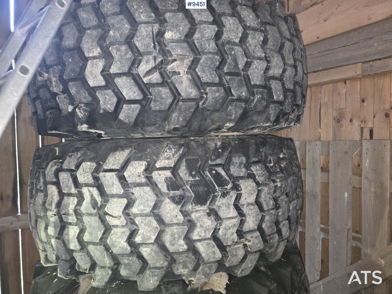 NOKIAN TIRE AND RIM FOR HUDDIG - Строительное оборудование: фото 3 NOKIAN TIRE AND RIM FOR HUDDIG - Строительное оборудование: фото 3