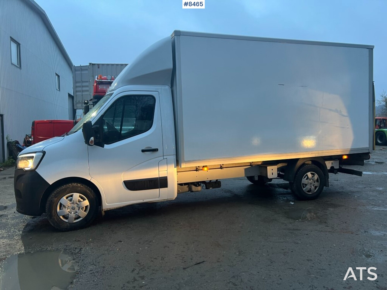 Renault master with tail lift - Фургон с закрытым кузовом: фото 4 Renault master with tail lift - Фургон с закрытым кузовом: фото 4