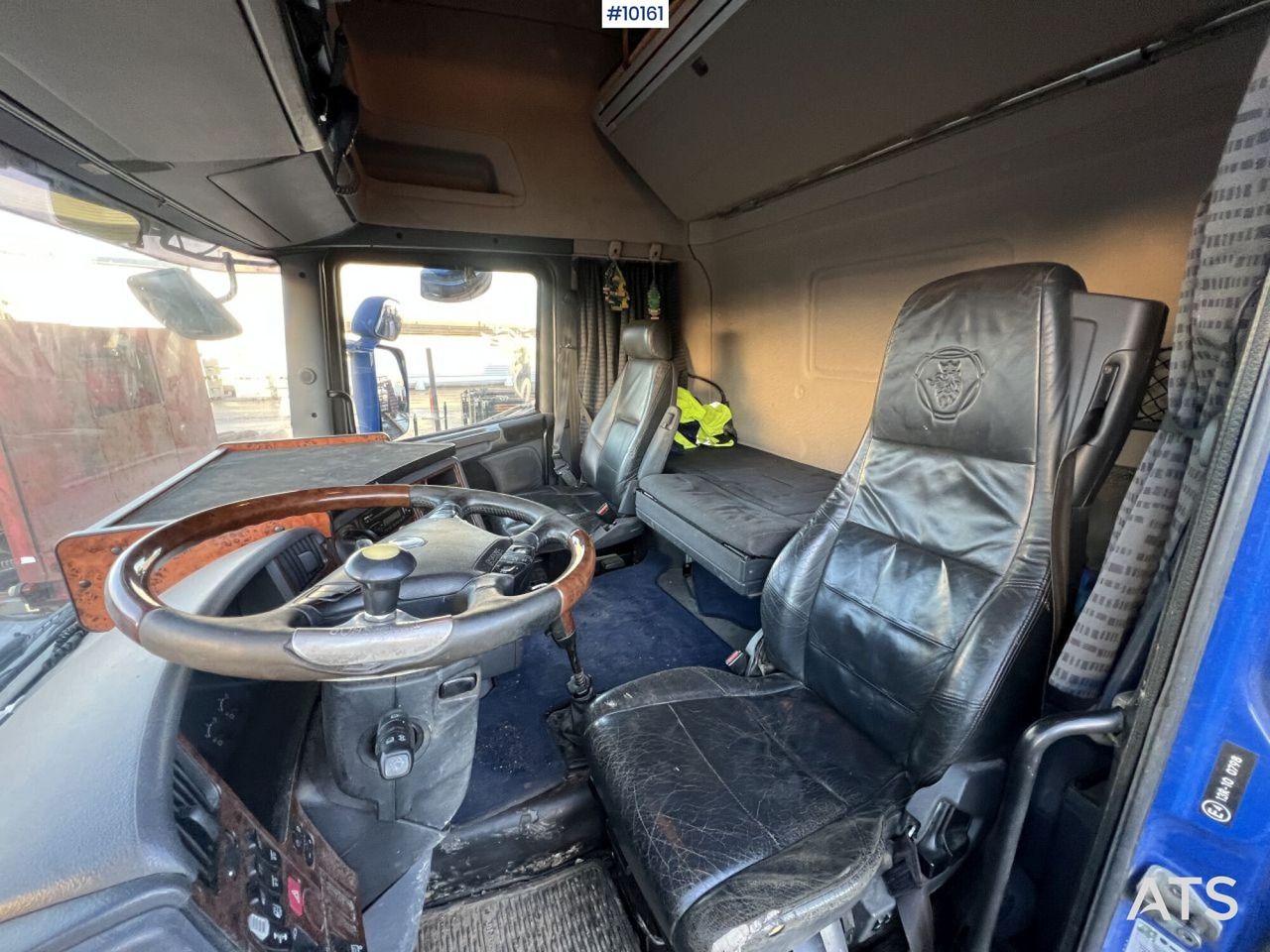 Scania R560 Box Truck with opening side - Грузовик с закрытым кузовом: фото 5 Scania R560 Box Truck with opening side - Грузовик с закрытым кузовом: фото 5