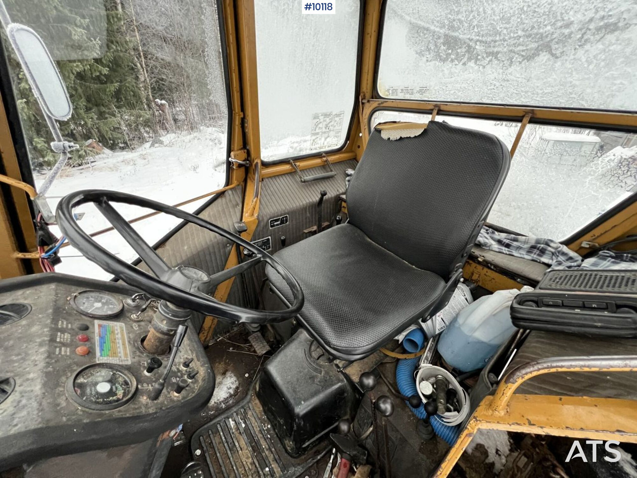 Valmet 702-4 Tractor with bucket - Трактор: фото 5 Valmet 702-4 Tractor with bucket - Трактор: фото 5