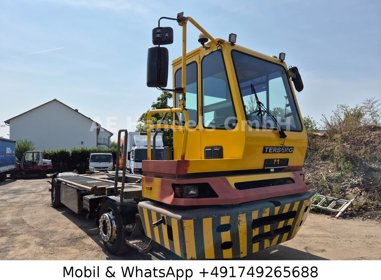 Terberg BC 182 4x2 Rangierfahrzeug *Klima - Грузовик: фото 1 Terberg BC 182 4x2 Rangierfahrzeug *Klima - Грузовик: фото 1