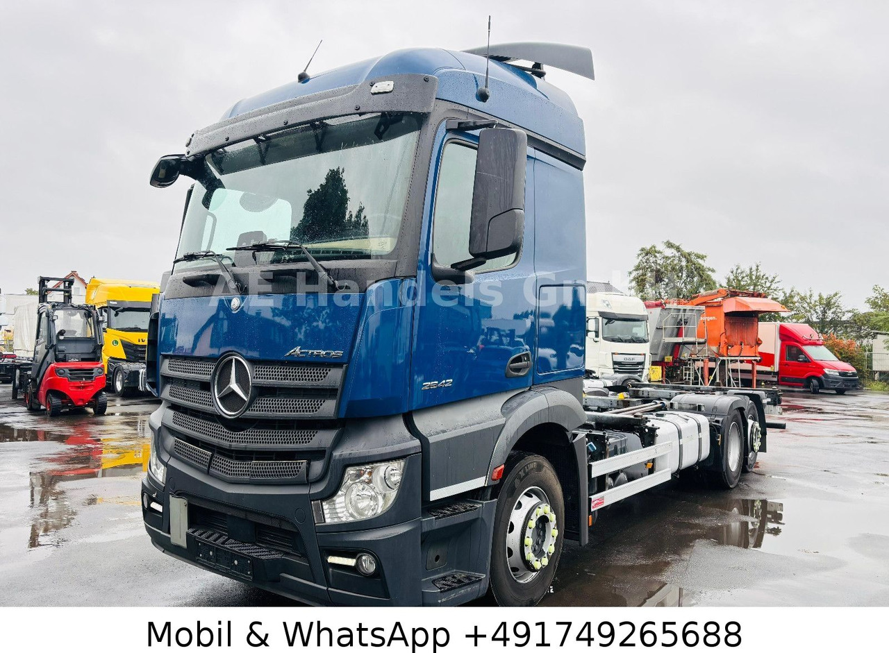 Грузовик-контейнеровоз/ Сменный кузов Mercedes-Benz Actros IV 2542 L StreamSpace BDF *Retarder/Lift: фото 7 Грузовик-контейнеровоз/ Сменный кузов Mercedes-Benz Actros IV 2542 L StreamSpace BDF *Retarder/Lift: фото 7