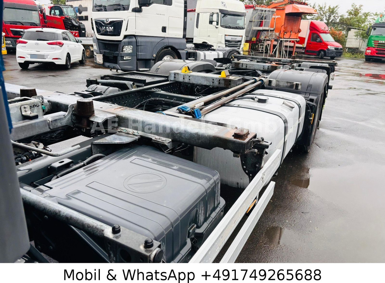 Грузовик-контейнеровоз/ Сменный кузов Mercedes-Benz Actros IV 2542 L StreamSpace BDF *Retarder/Lift: фото 13 Грузовик-контейнеровоз/ Сменный кузов Mercedes-Benz Actros IV 2542 L StreamSpace BDF *Retarder/Lift: фото 13