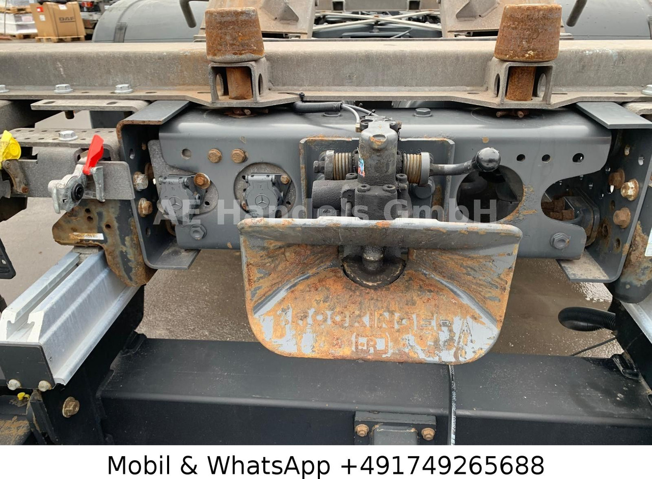 Грузовик-контейнеровоз/ Сменный кузов Mercedes-Benz Actros V 2545 GigaSpace BDF *Retarder/Multi/LBW: фото 13 Грузовик-контейнеровоз/ Сменный кузов Mercedes-Benz Actros V 2545 GigaSpace BDF *Retarder/Multi/LBW: фото 13