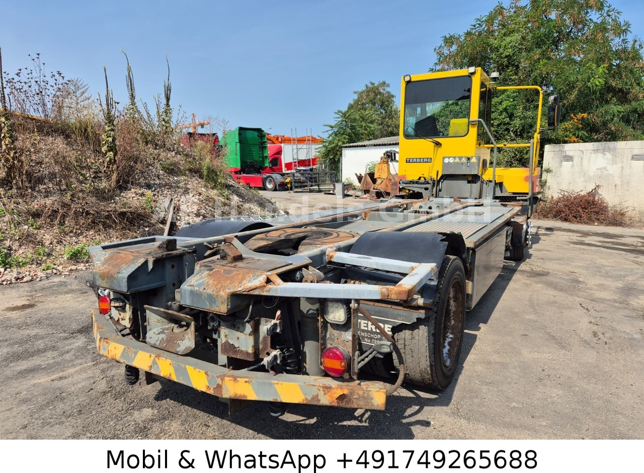 Terberg BC 182 4x2 Rangierfahrzeug *Klima - Грузовик-контейнеровоз/ Сменный кузов: фото 3 Terberg BC 182 4x2 Rangierfahrzeug *Klima - Грузовик-контейнеровоз/ Сменный кузов: фото 3