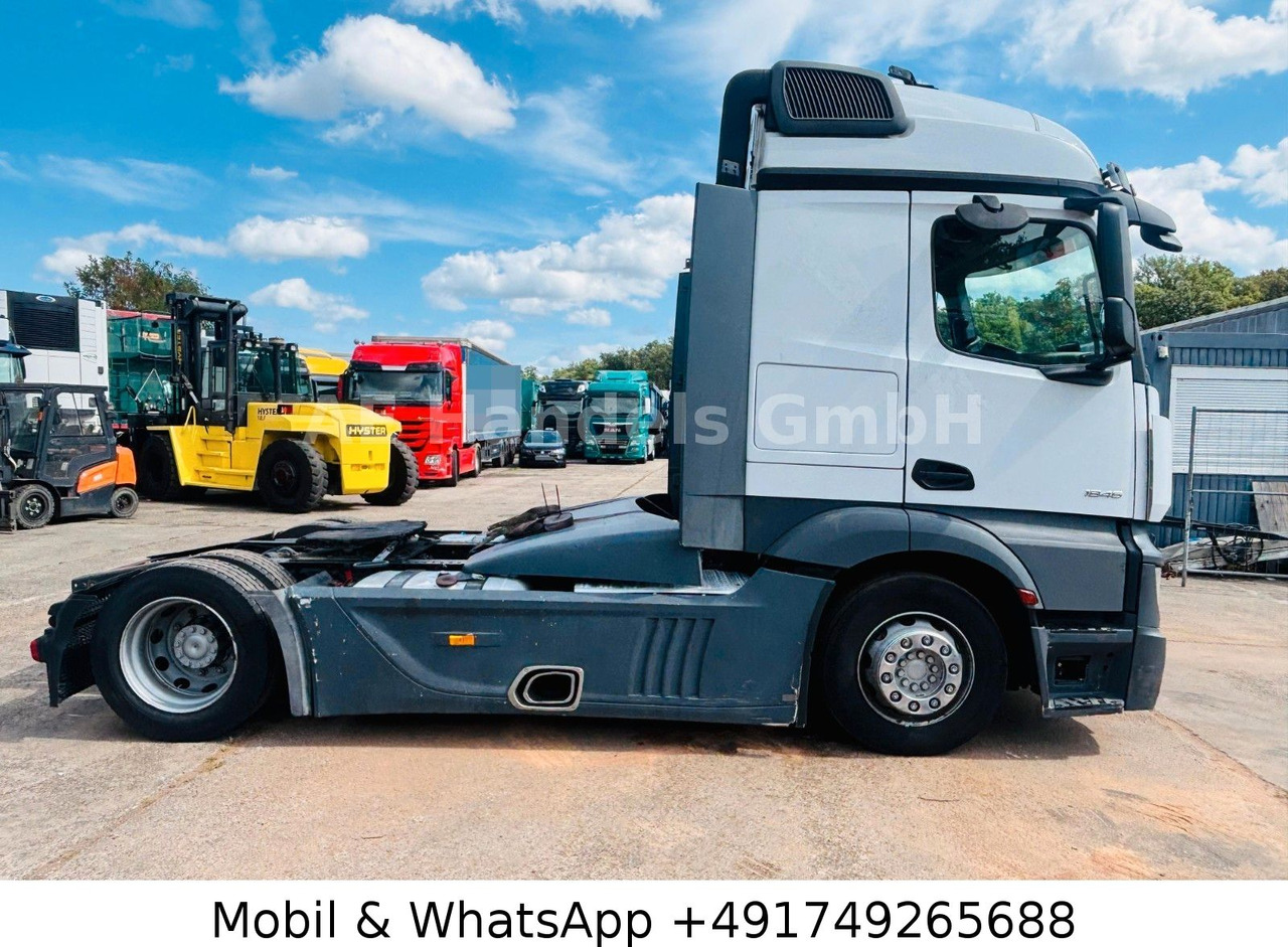 Mercedes-Benz Actros 1846 L LL 4x2 LowDeck*Retarder/ACC/2xTank - Тягач: фото 4 Mercedes-Benz Actros 1846 L LL 4x2 LowDeck*Retarder/ACC/2xTank - Тягач: фото 4