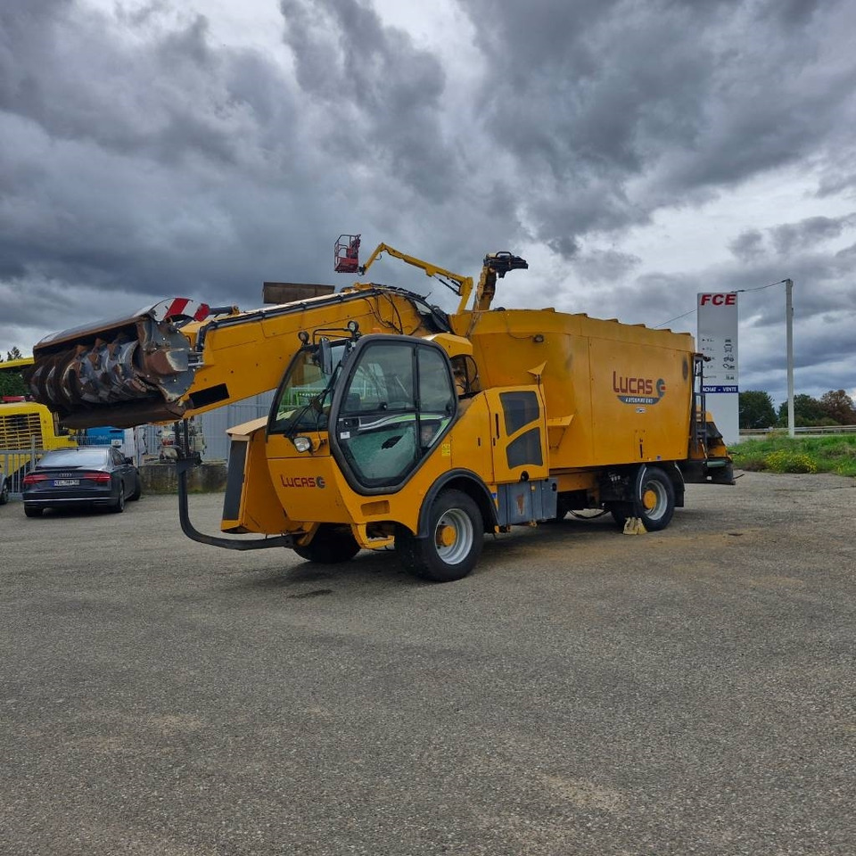 Lucas Autospire G240 - Кормораздатчик: фото 3 Lucas Autospire G240 - Кормораздатчик: фото 3