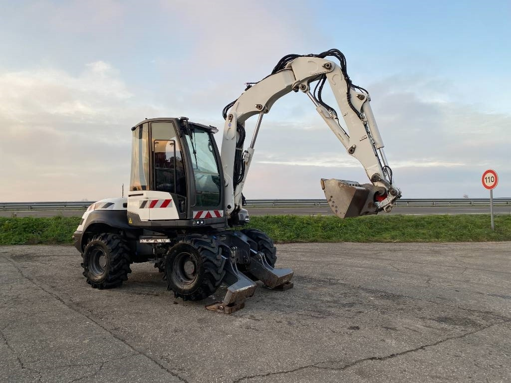 Mecalac 12MTX 1er Main/Certificat CE endommagée - Колёсный экскаватор: фото 3 Mecalac 12MTX 1er Main/Certificat CE endommagée - Колёсный экскаватор: фото 3