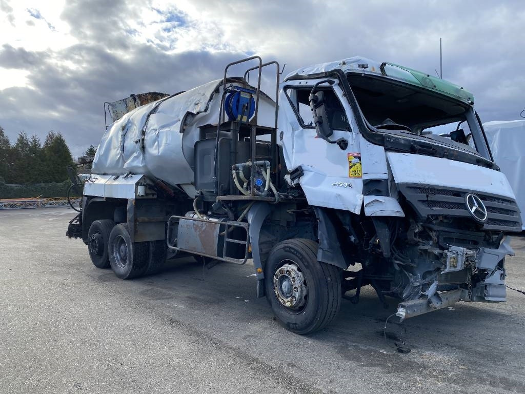 Mercedes-Benz ACTROS Mp2 2536/6x2 BVM -ACMAR CRAON Z12341 - Грузовик-цистерна: фото 3 Mercedes-Benz ACTROS Mp2 2536/6x2 BVM -ACMAR CRAON Z12341 - Грузовик-цистерна: фото 3