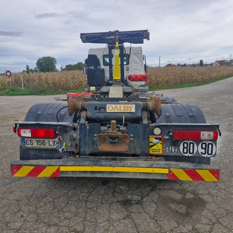 Renault D Wide 380 - Крюковой мультилифт: фото 4 Renault D Wide 380 - Крюковой мультилифт: фото 4