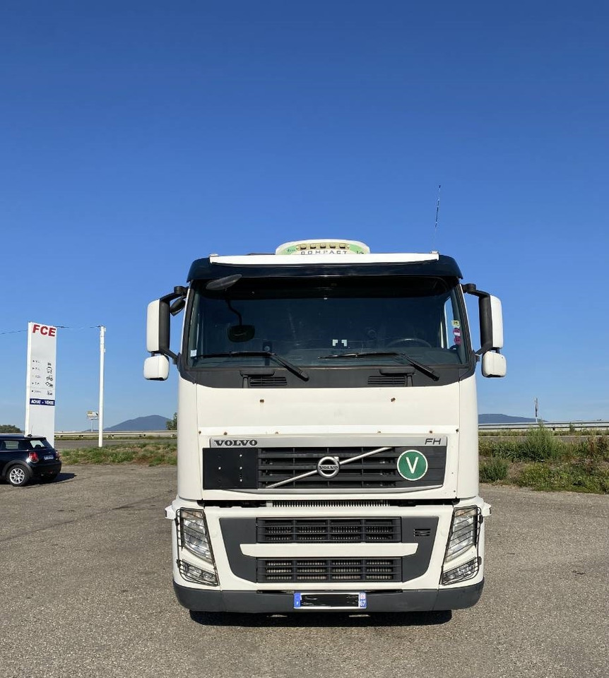 Volvo FH 540 Retarder / HIAB 1055E A réparer - Тягач: фото 4 Volvo FH 540 Retarder / HIAB 1055E A réparer - Тягач: фото 4