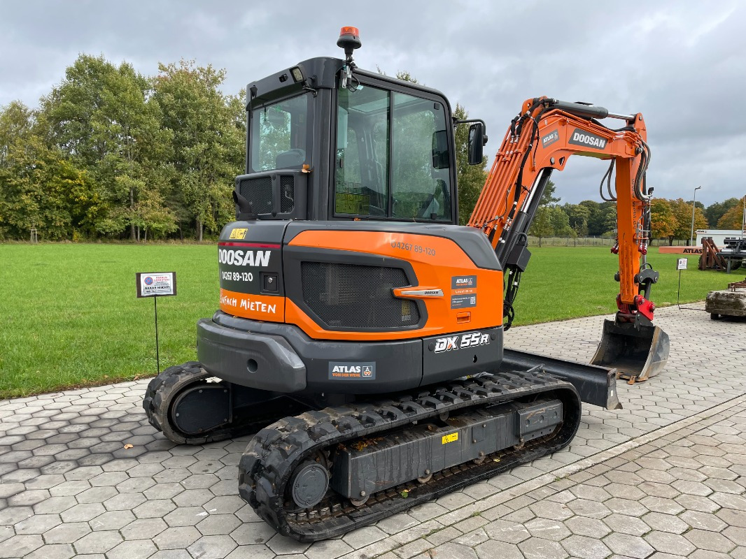 Doosan DX55R-7 - Мини-экскаватор: фото 2 Doosan DX55R-7 - Мини-экскаватор: фото 2