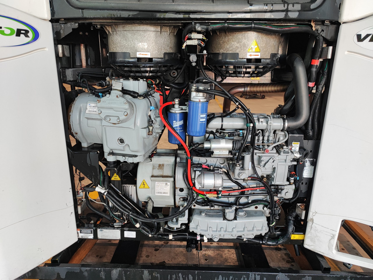 Motore Frigo Carrier Vector 1550 - Холодильная установка: фото 2 Motore Frigo Carrier Vector 1550 - Холодильная установка: фото 2