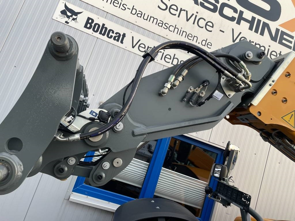 Liebherr / Claas T 36-7 736 - Телескопический погрузчик: фото 3 Liebherr / Claas T 36-7 736 - Телескопический погрузчик: фото 3