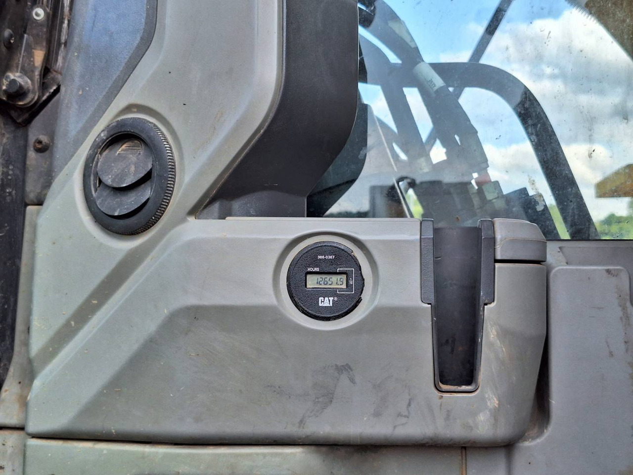 CAT 329ELN - Гусеничный экскаватор: фото 5 CAT 329ELN - Гусеничный экскаватор: фото 5