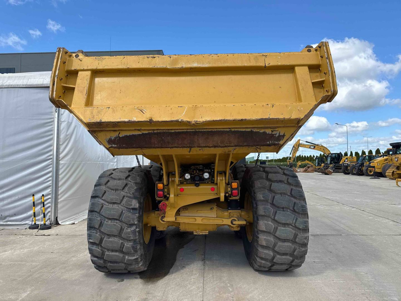 Сочленённый самосвал CAT 730: фото 14 Сочленённый самосвал CAT 730: фото 14