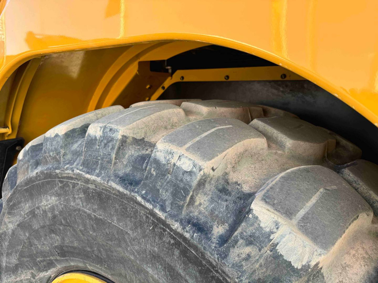 Сочленённый самосвал CAT 730: фото 13