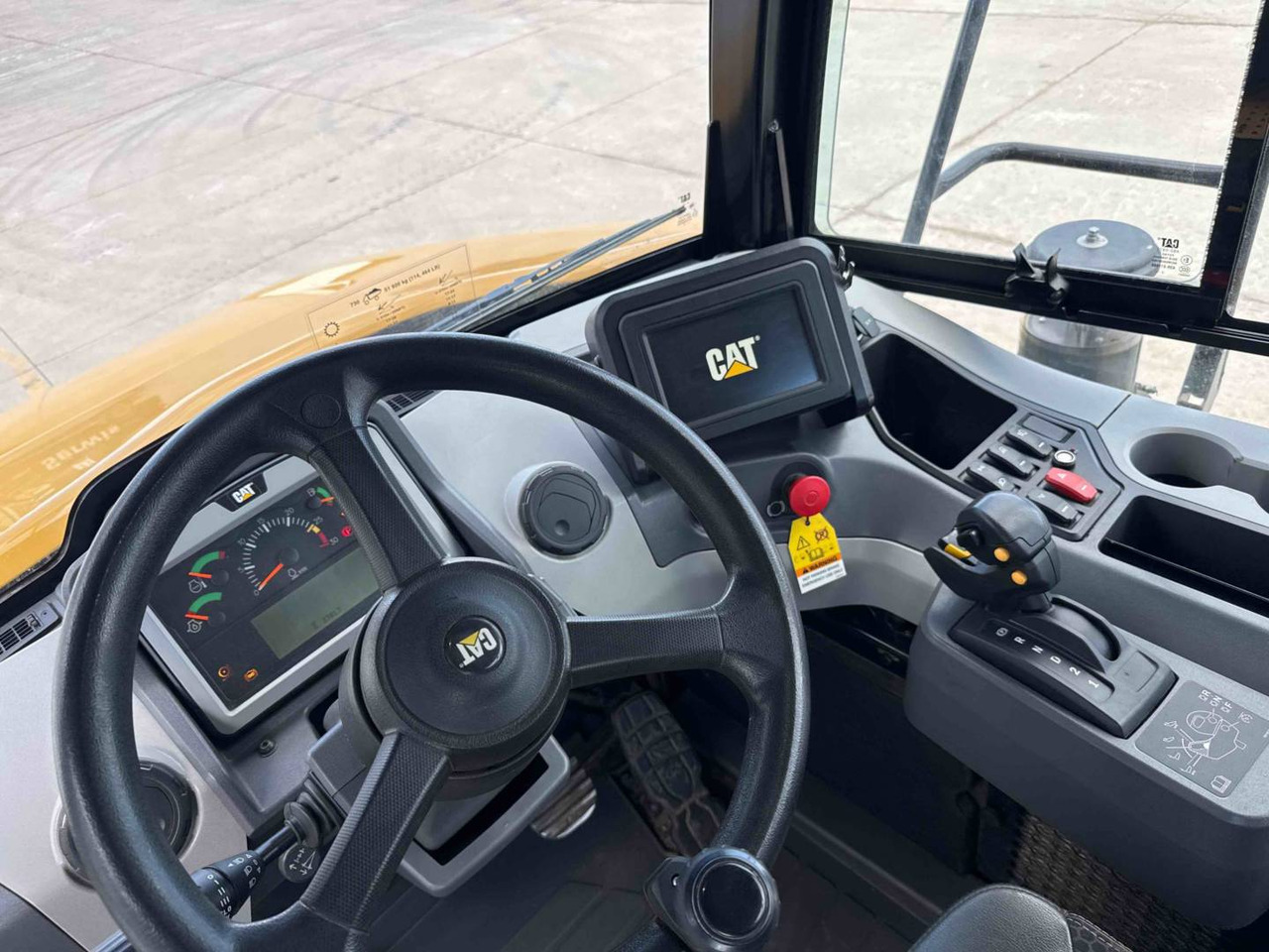 Сочленённый самосвал CAT 730: фото 10 Сочленённый самосвал CAT 730: фото 10