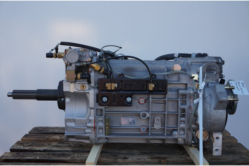 Mercedes-Benz G210-16/14.2-0.83EPS + VB VOITH 715240004527 - Коробка передач для Грузовиков: фото 1 Mercedes-Benz G210-16/14.2-0.83EPS + VB VOITH 715240004527 - Коробка передач для Грузовиков: фото 1