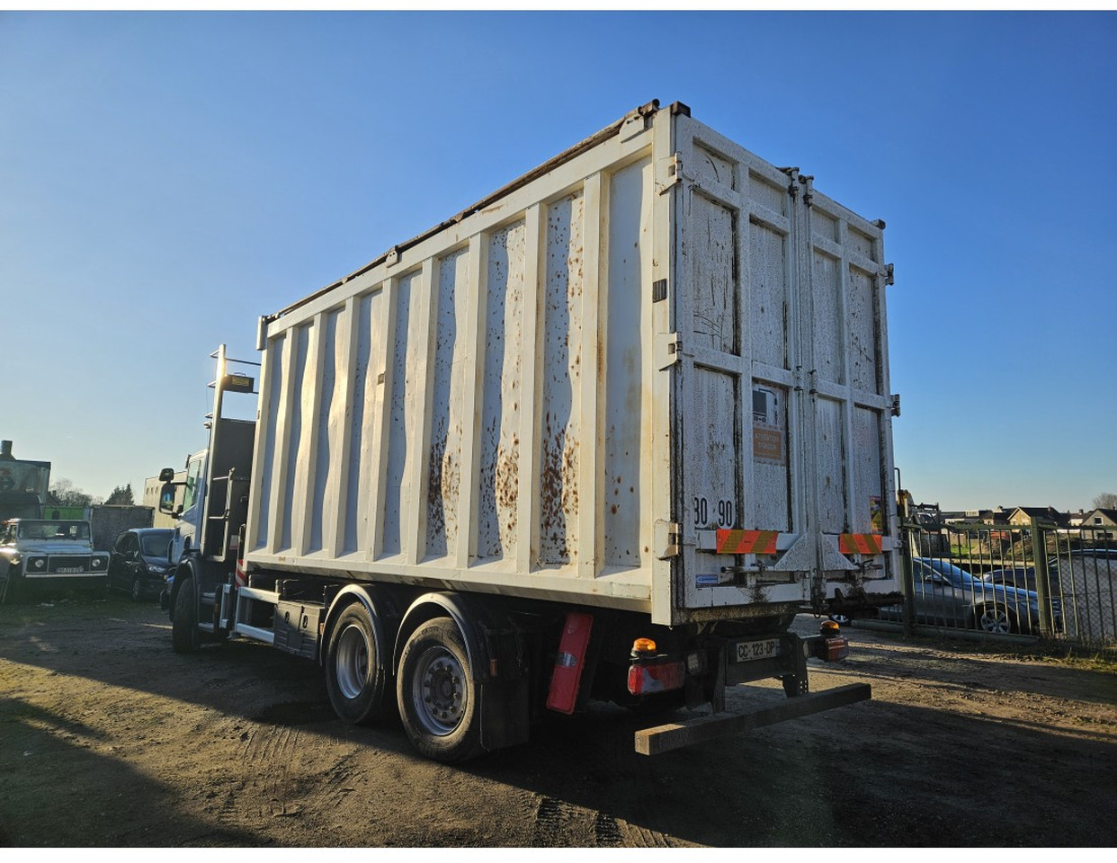 Scania P360 6x2 steering axle lenk Tipper Crane Fassi F175A - Самосвал, Автоманипулятор: фото 2 Scania P360 6x2 steering axle lenk Tipper Crane Fassi F175A - Самосвал, Автоманипулятор: фото 2