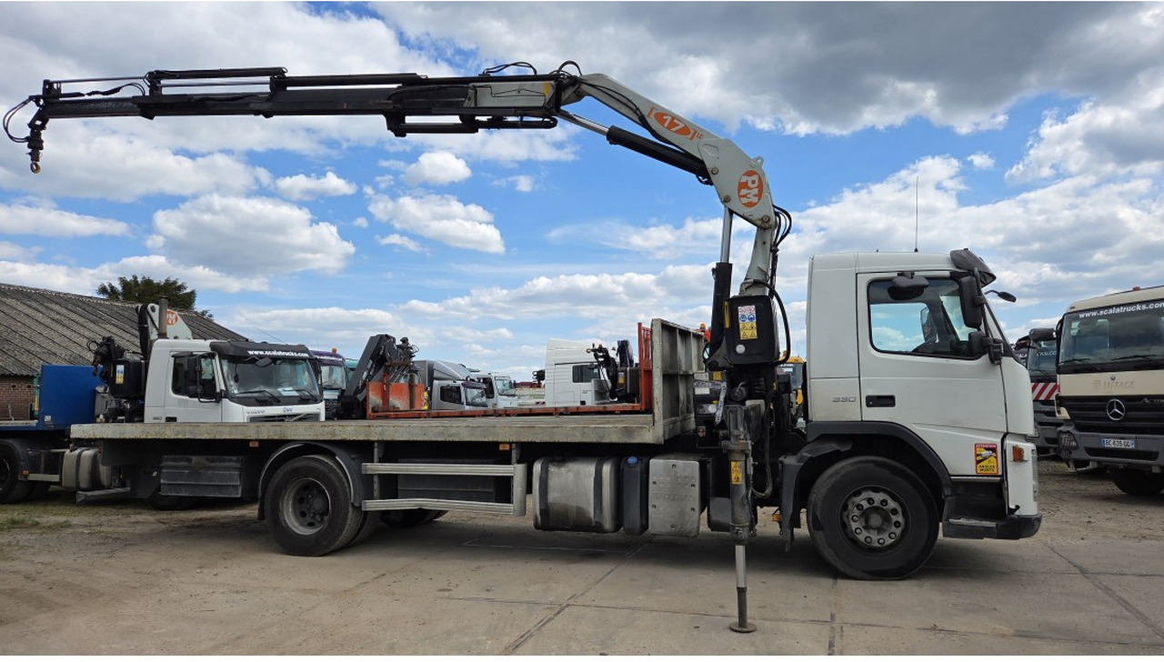 VOLVO FM 330 FLATBED 4X2 PM 17 LC 17 TON - Грузовик бортовой/ Платформа, Автоманипулятор: фото 3 VOLVO FM 330 FLATBED 4X2 PM 17 LC 17 TON - Грузовик бортовой/ Платформа, Автоманипулятор: фото 3