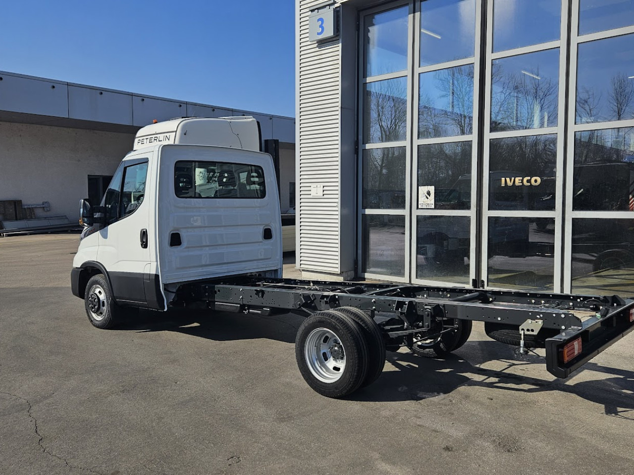 IVECO Daily 35C16H3.0 - Грузовик-шасси: фото 3 IVECO Daily 35C16H3.0 - Грузовик-шасси: фото 3