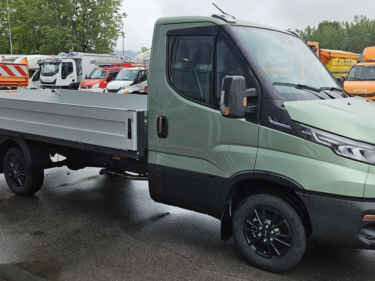 IVECO Daily 35S14A8 - Цельнометаллический фургон: фото 2 IVECO Daily 35S14A8 - Цельнометаллический фургон: фото 2