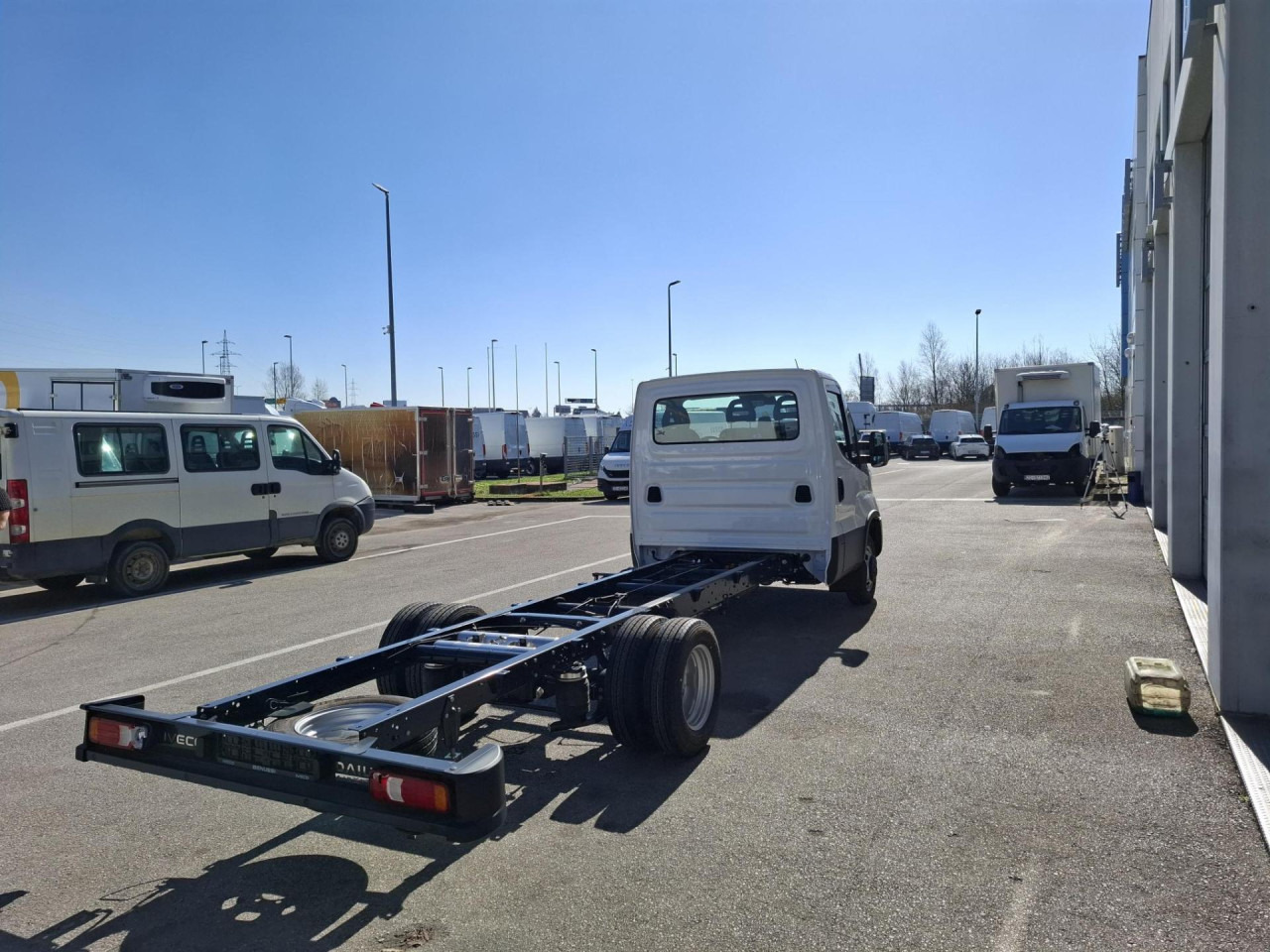 IVECO Daily 50C18H/P - Грузовик-шасси: фото 3 IVECO Daily 50C18H/P - Грузовик-шасси: фото 3