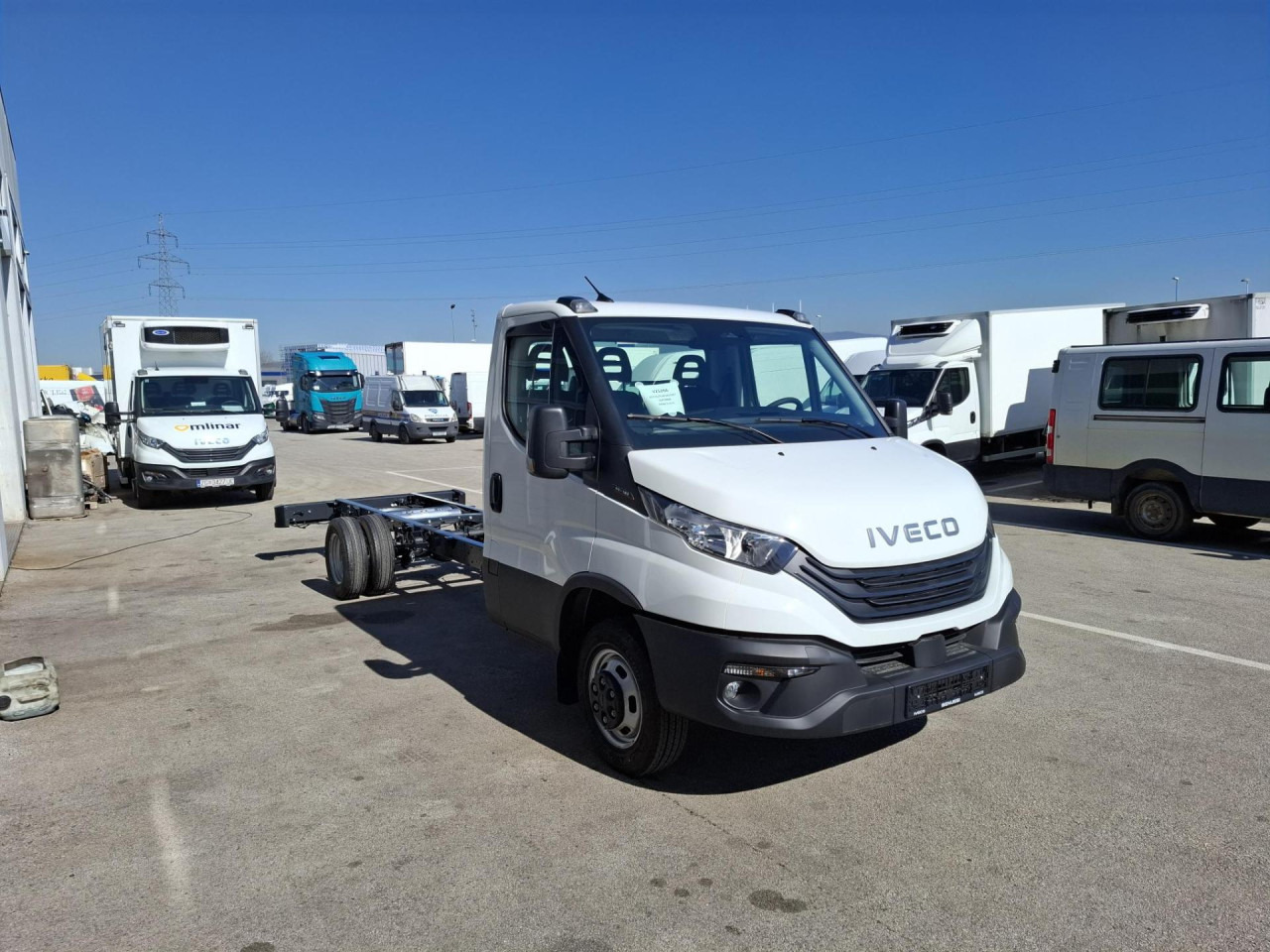 IVECO Daily 50C18H/P - Грузовик-шасси: фото 2 IVECO Daily 50C18H/P - Грузовик-шасси: фото 2