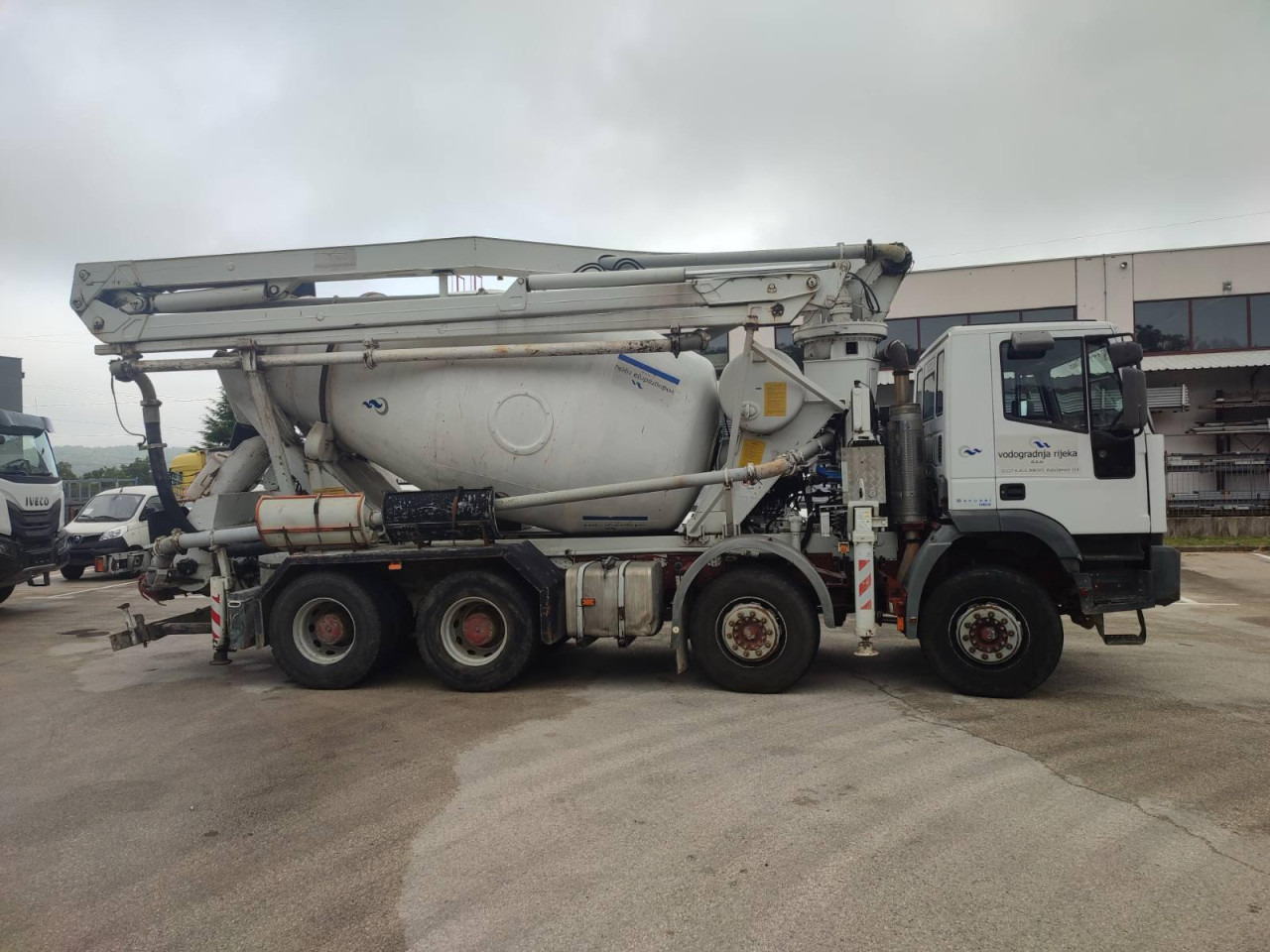 IVECO Trakker MP340E38H - Автобетоносмеситель: фото 4 IVECO Trakker MP340E38H - Автобетоносмеситель: фото 4