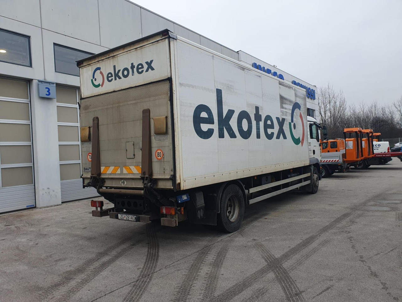 MAN TGM 18.330 - Грузовик с закрытым кузовом: фото 4 MAN TGM 18.330 - Грузовик с закрытым кузовом: фото 4