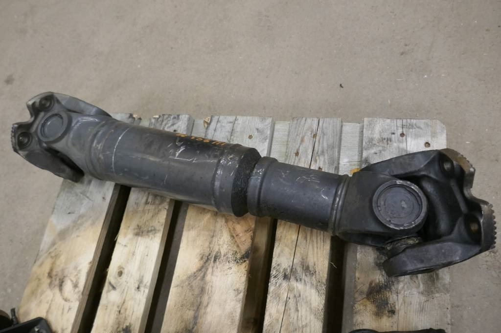 Volvo L180 HL Kardanaxel voe15085426 - Коробка передач для Строительной техники: фото 1 Volvo L180 HL Kardanaxel voe15085426 - Коробка передач для Строительной техники: фото 1