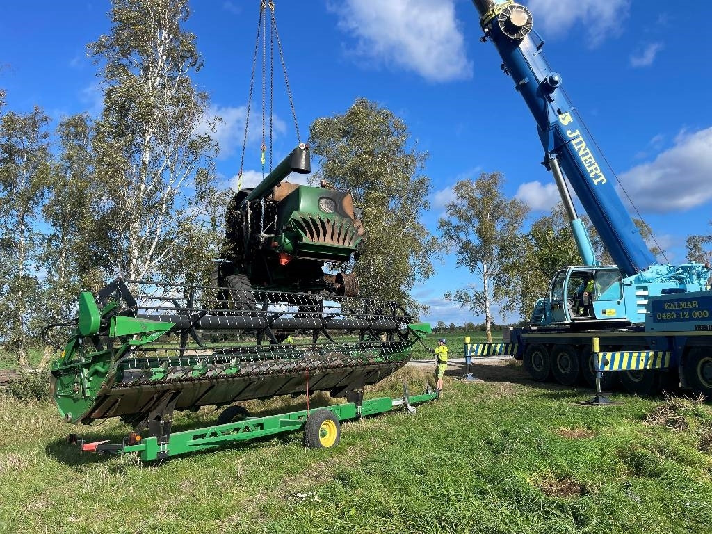 John Deere T 550 Dismantled. Only spare parts - Зерноуборочный комбайн: фото 3 John Deere T 550 Dismantled. Only spare parts - Зерноуборочный комбайн: фото 3