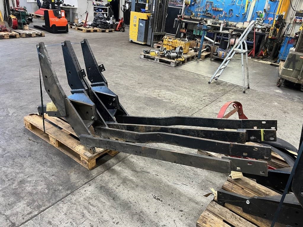 Lastarfäste Trima till Ursus Zetor - Фронтальный погрузчик для трактора: фото 2 Lastarfäste Trima till Ursus Zetor - Фронтальный погрузчик для трактора: фото 2