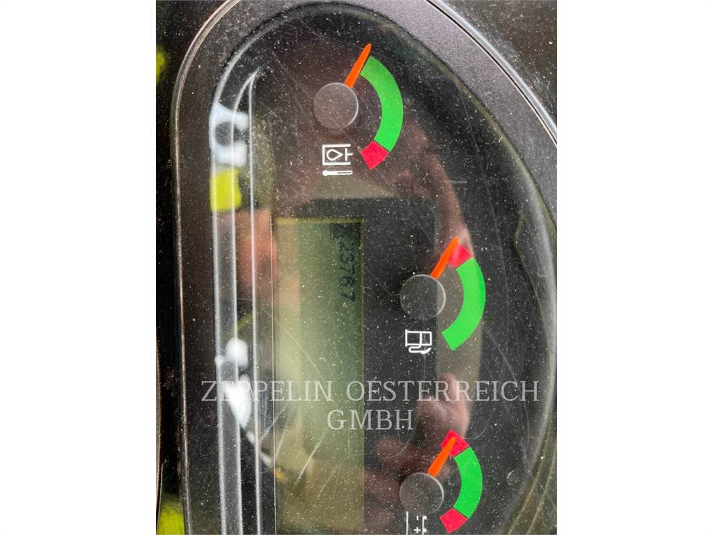 CAT 907M - Колёсный погрузчик: фото 5 CAT 907M - Колёсный погрузчик: фото 5